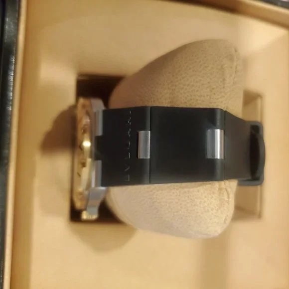 💋 Blvgari DIAGONO SCUBA NEW 18k Watch - Picture 7 of 14